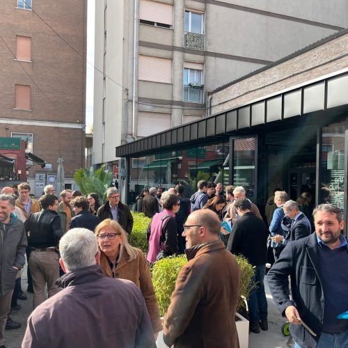 the hub human bits esterni corte legrenzi